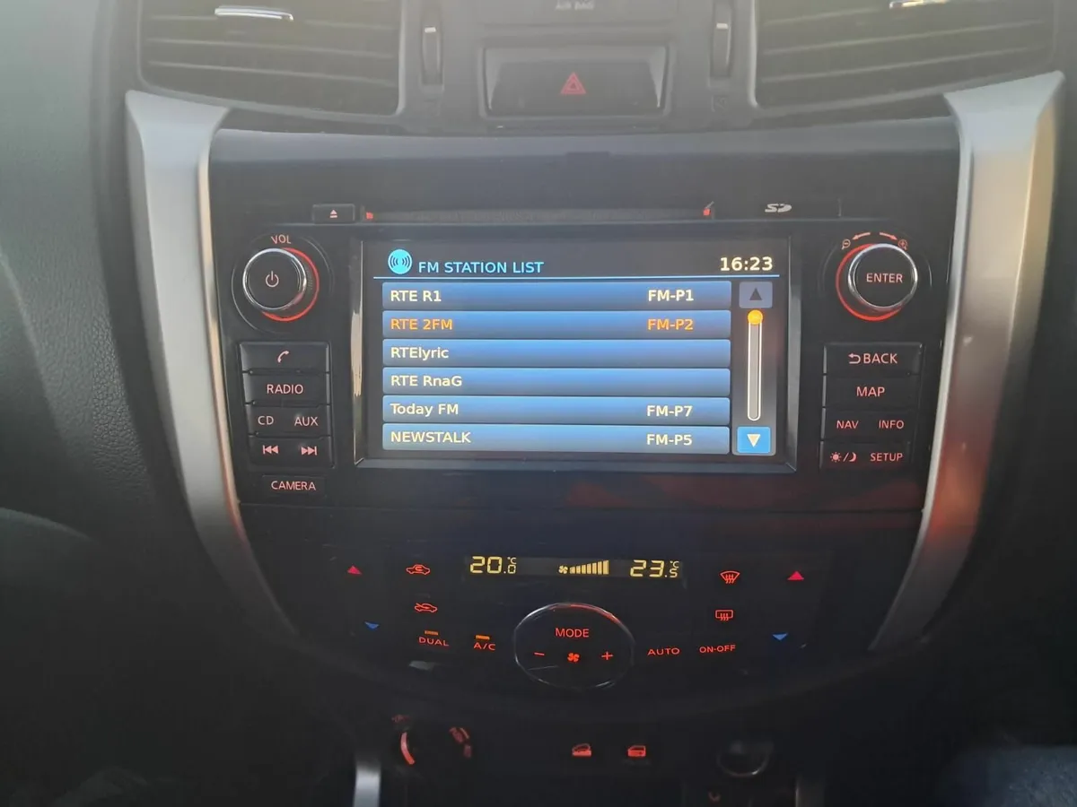 Nissan Navara 2017 - Image 4