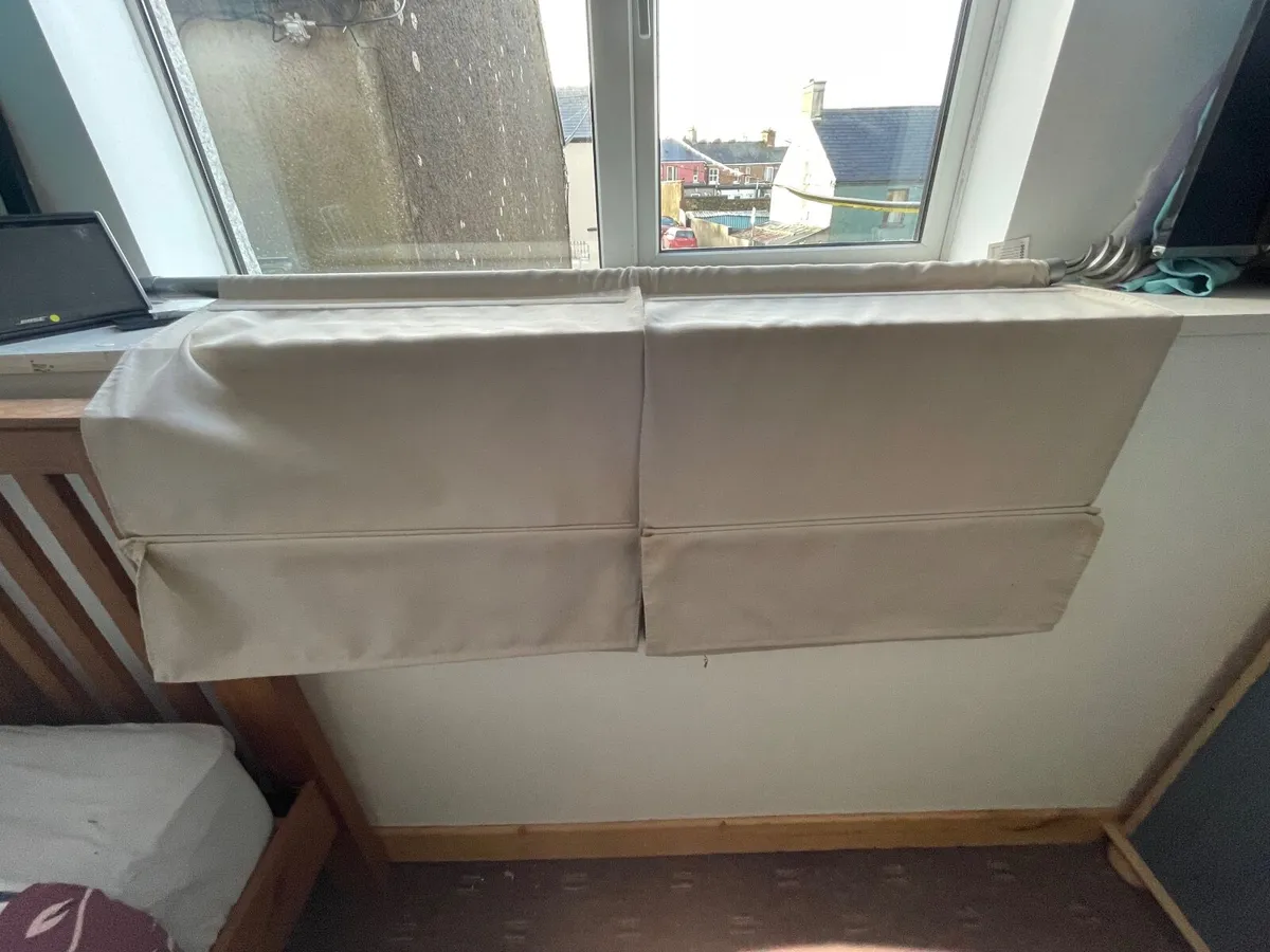 Curtain railing with cotton magnetic blinds. - Image 3