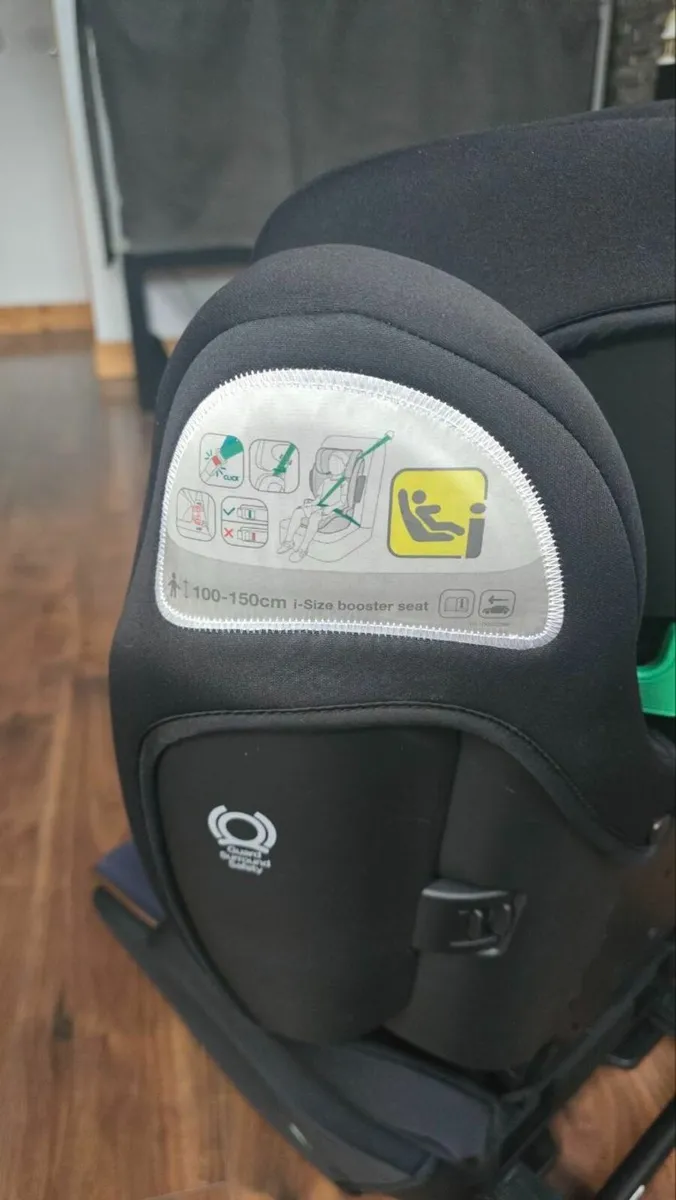 unused joie booster seat - Image 3