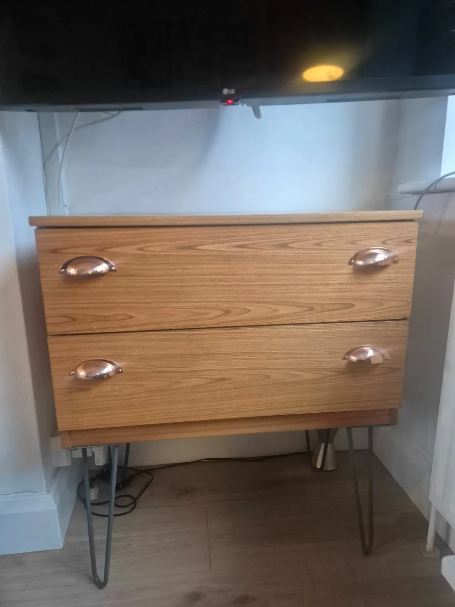 Mid century style unit - Image 1