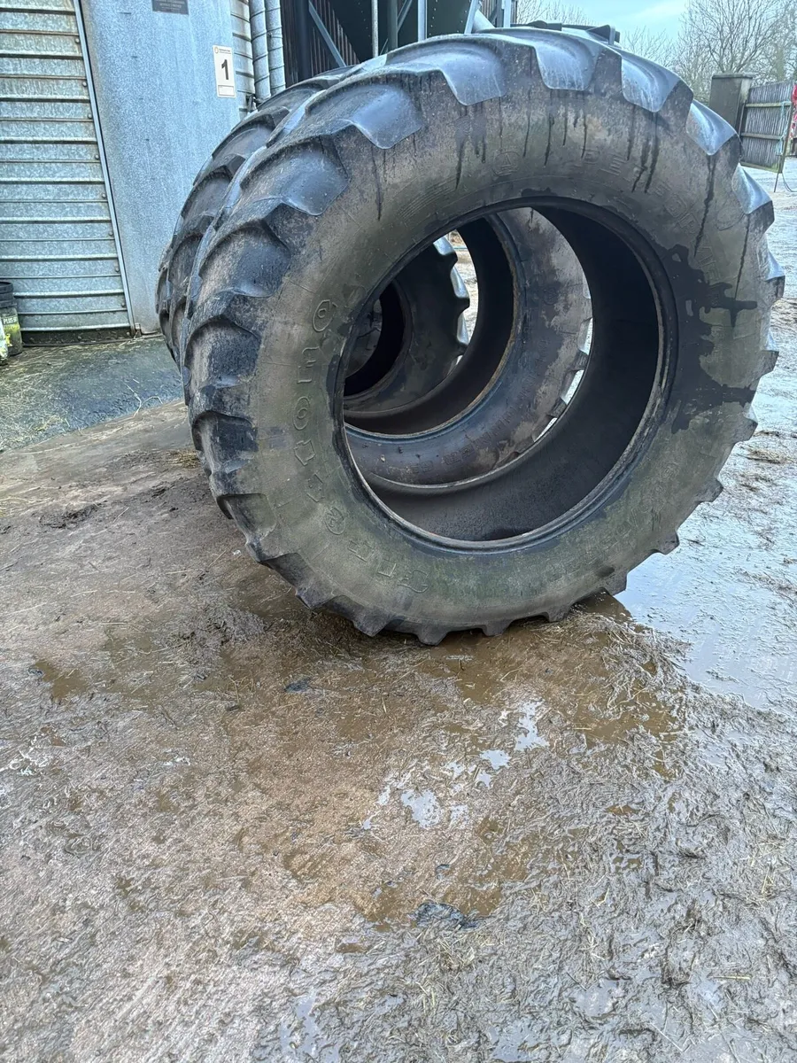 Tractor tyres - Image 2