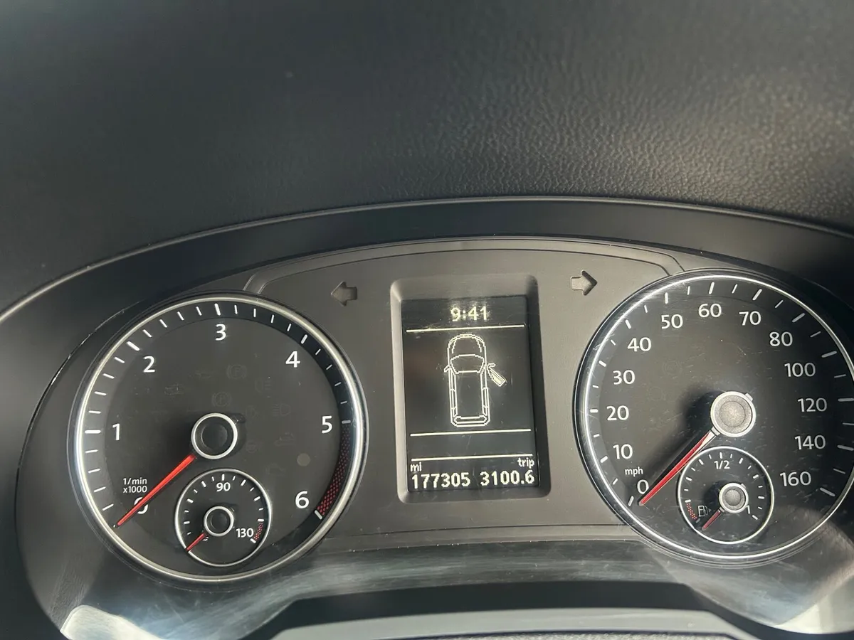 SEAT Alhambra 2015 - Image 2