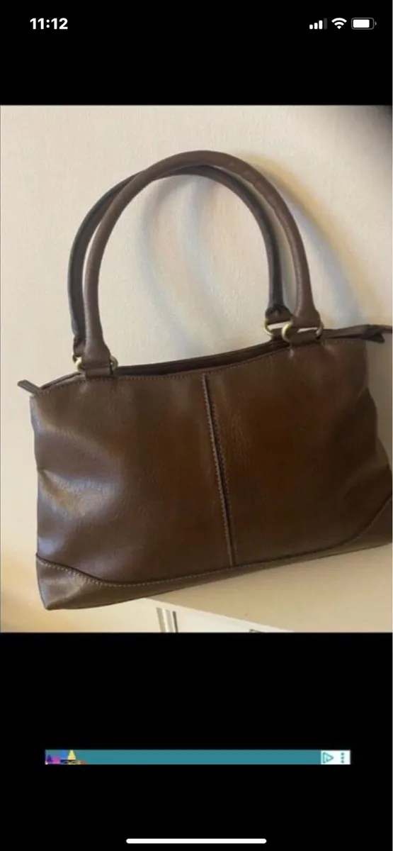 Matties Brand Leather Handbag - Image 1
