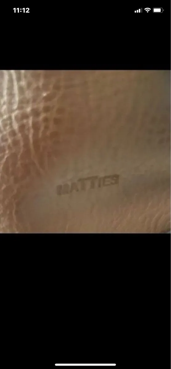 Matties Brand Leather Handbag - Image 2