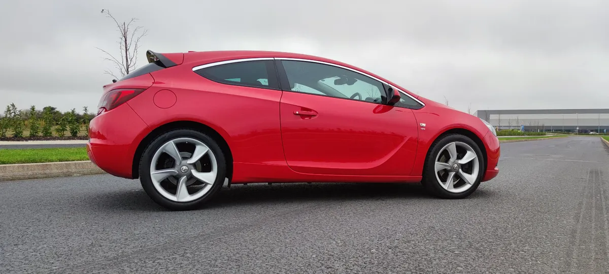 2018 Vauxhall Astra GTC 1.4 Turbo SRI - Image 4