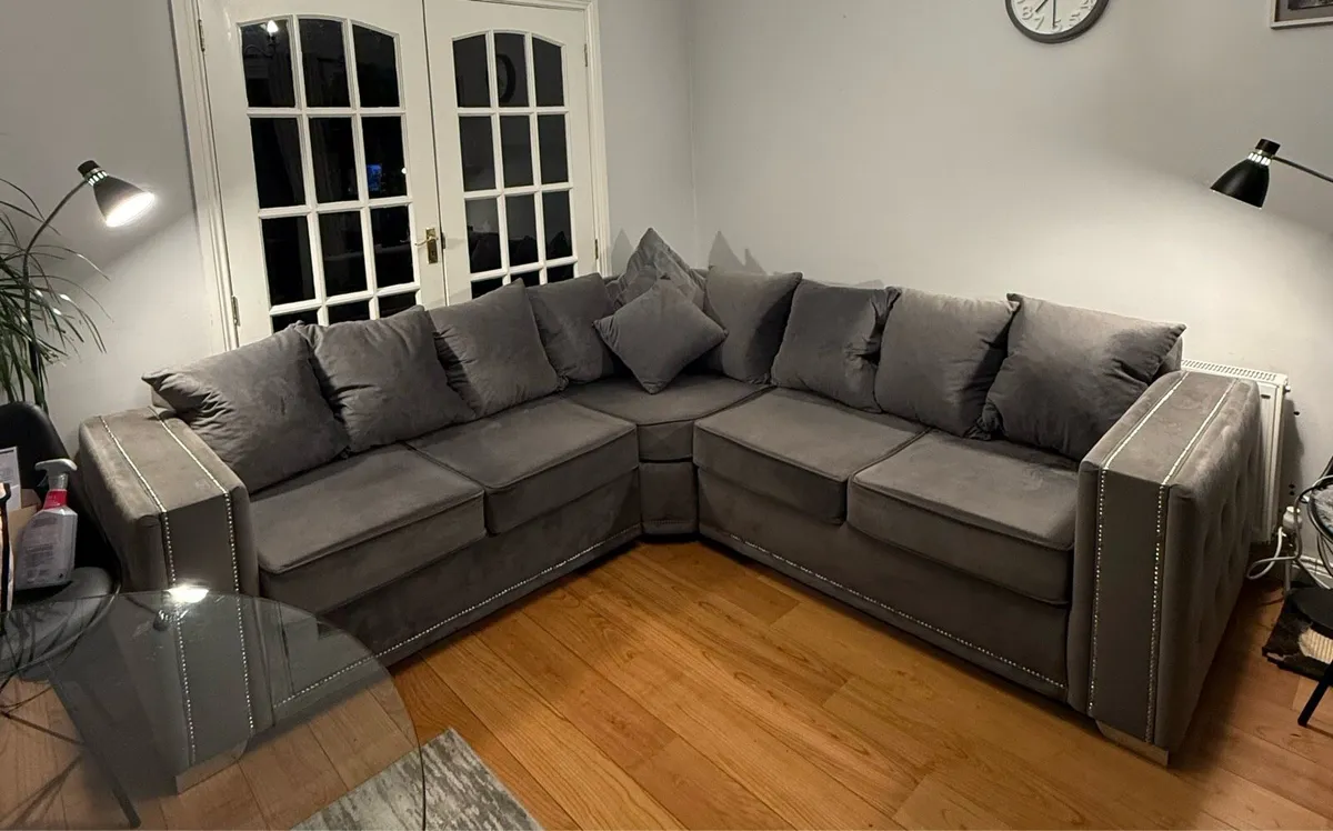 Grey corner couch