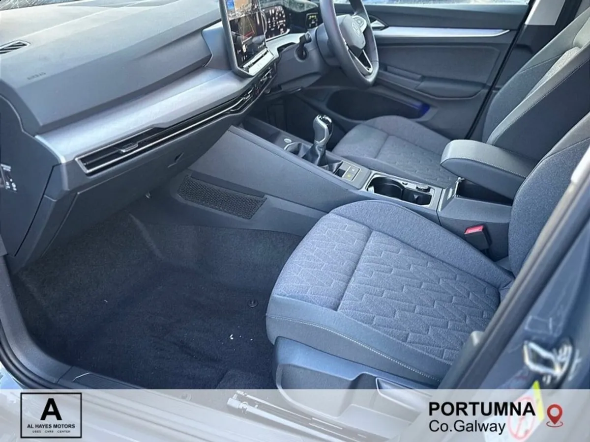 Volkswagen Golf EDITION 75 2.0 TDI 116HP - Image 4