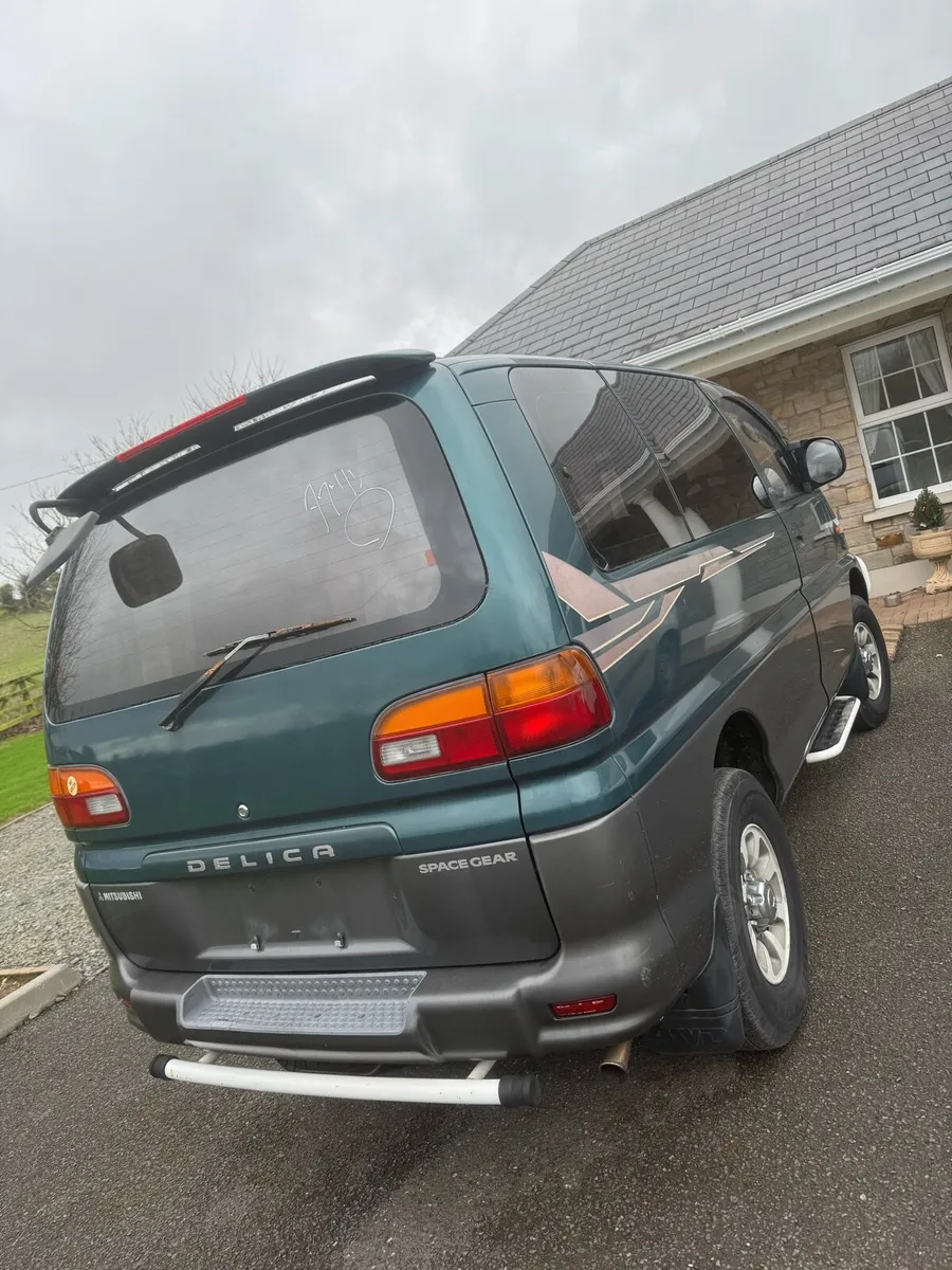 Mitsubishi Delica - Image 2