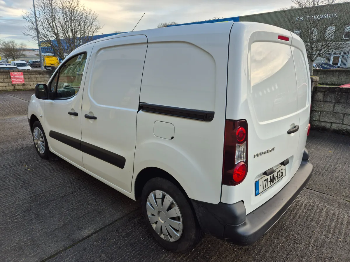 Peugeot Partner 2017 - Image 2
