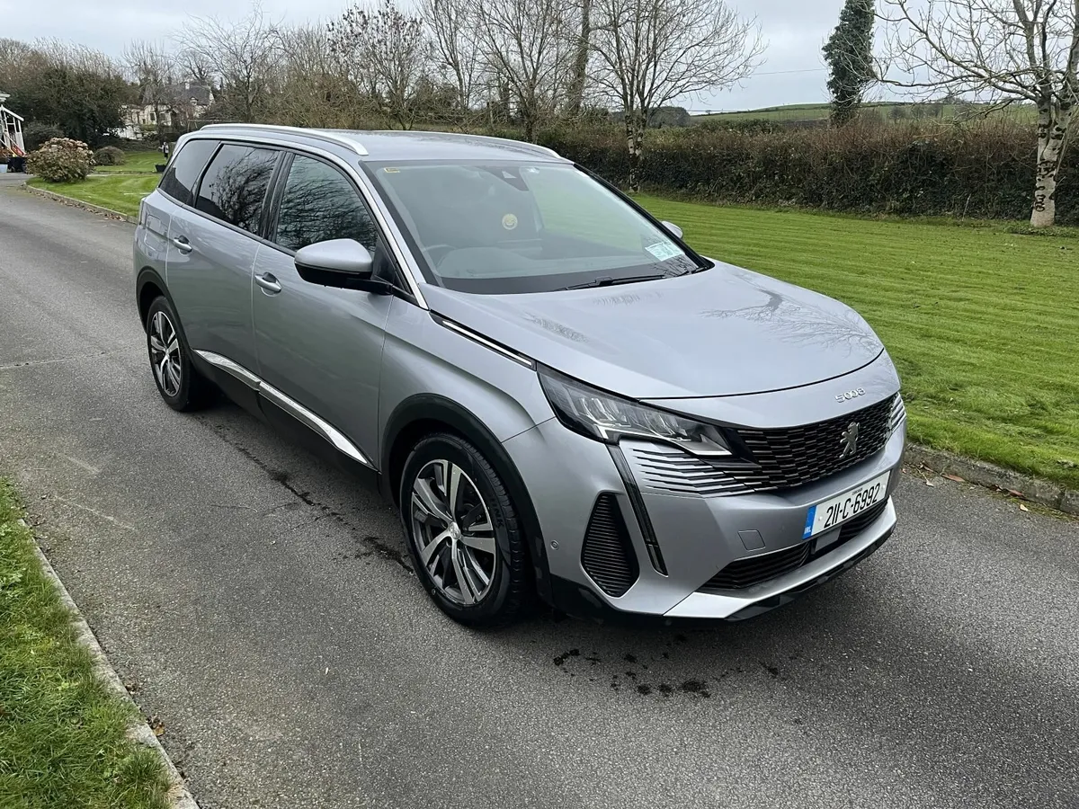 Peugeot 5008 2021 - Image 1