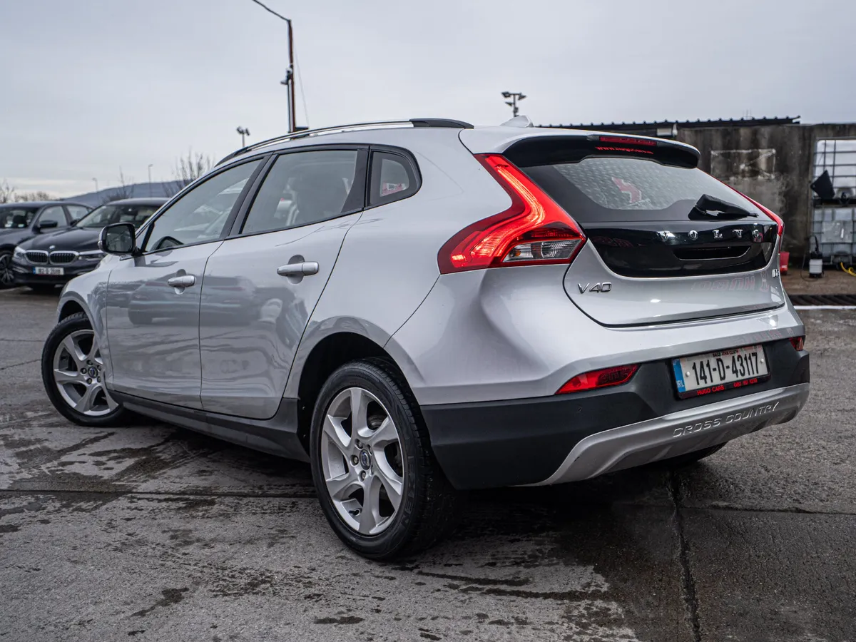 2014 Volvo V40 Cross Country Auto/New NCT/Warranty - Image 3