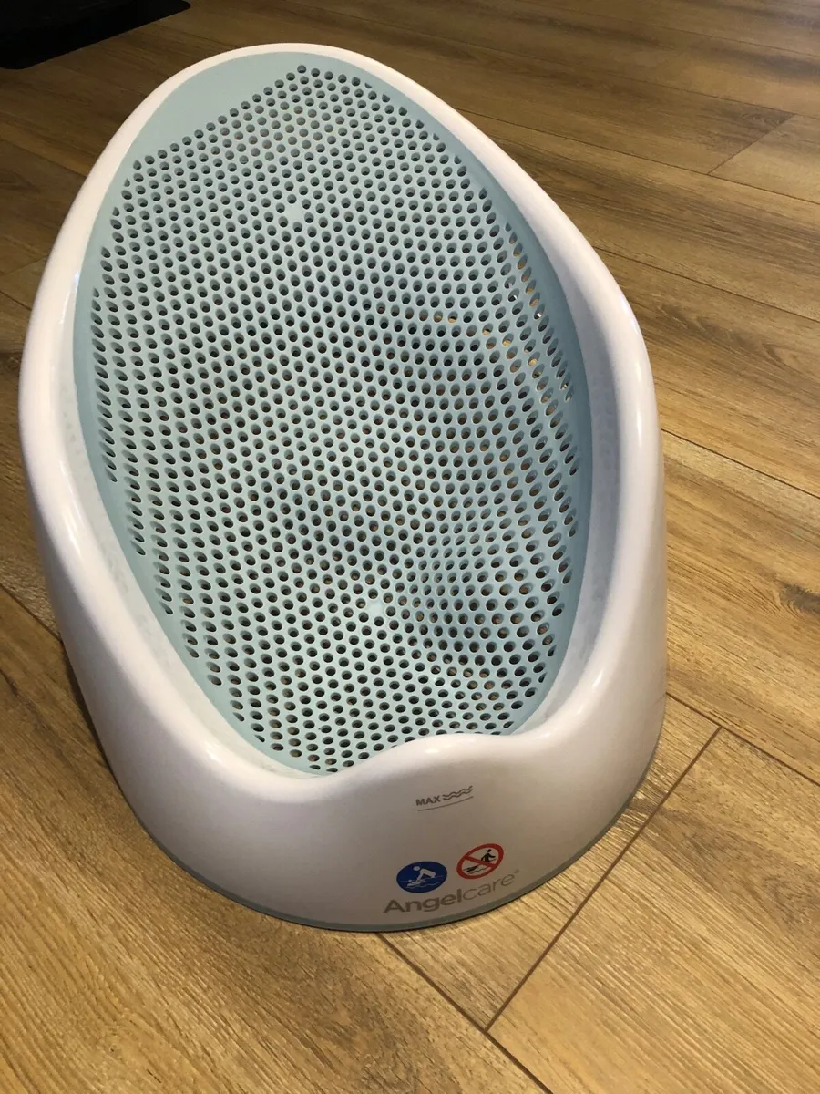 Angelcare Soft Touch Baby Bath Support - Image 2