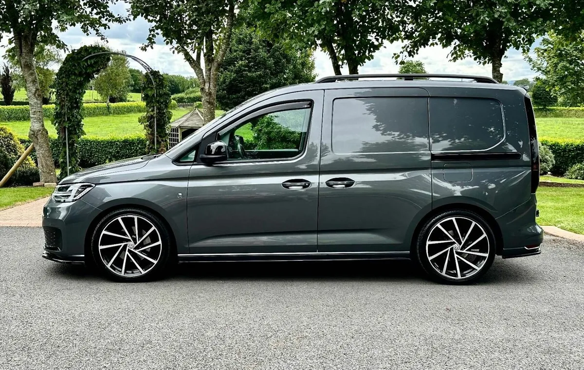 2023 (231) VW Caddy - Image 3