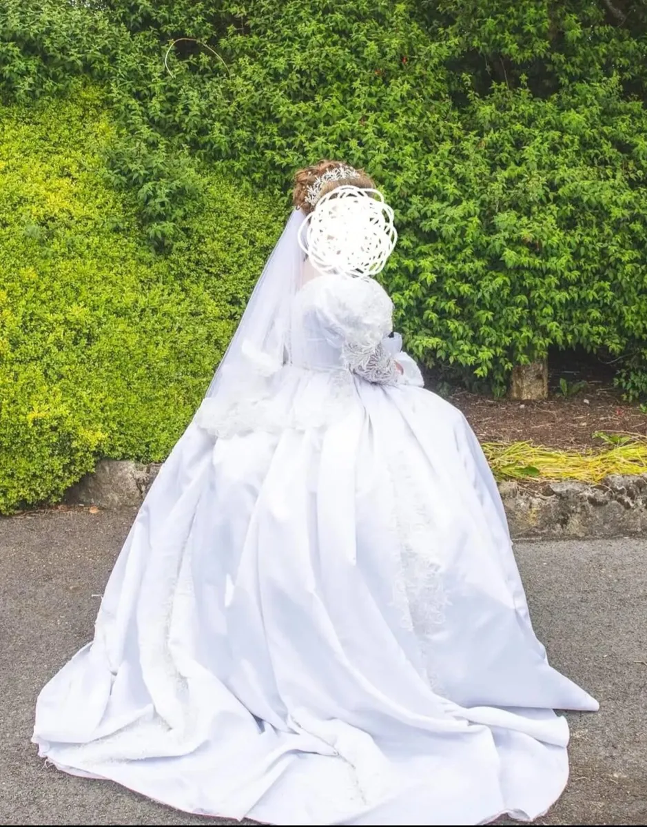 1st holy communion dress made by Fiona todbunter - Image 4