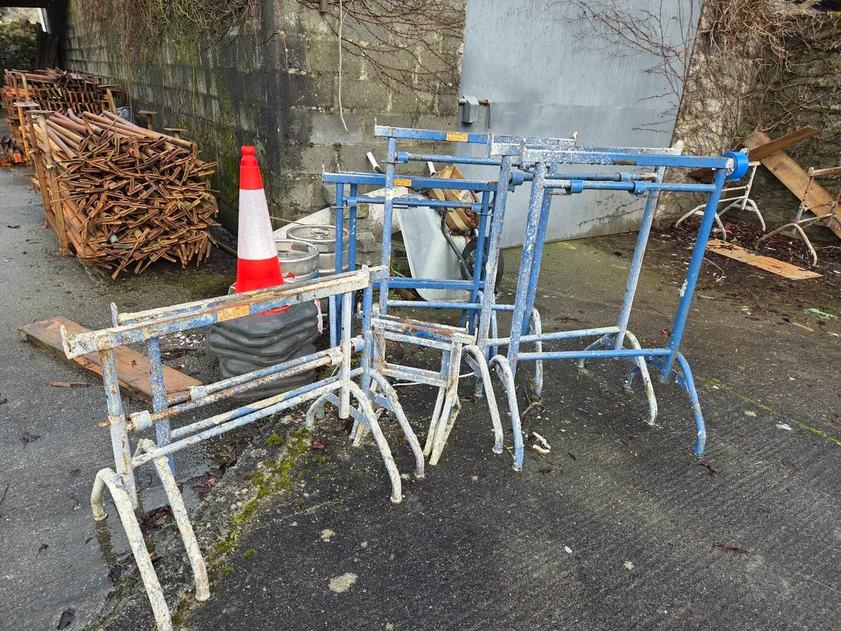 Telescopic Scaffolding Trestles