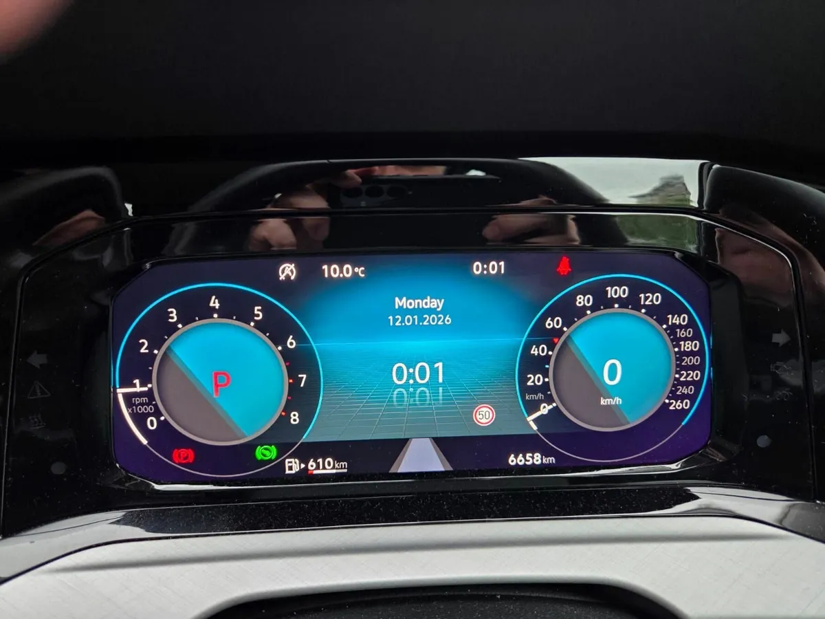 Volkswagen Golf 2024 MK8 Automatic - Image 4