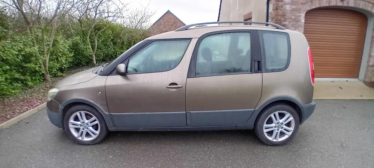 Skoda Roomster 2012 - Image 2