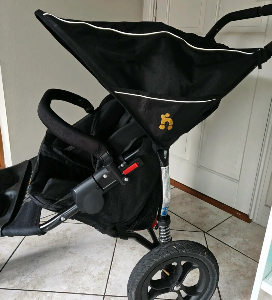 Double buggy Outnabout - Image 3