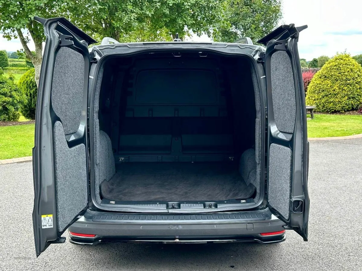 2023 (231) VW Caddy - Image 4