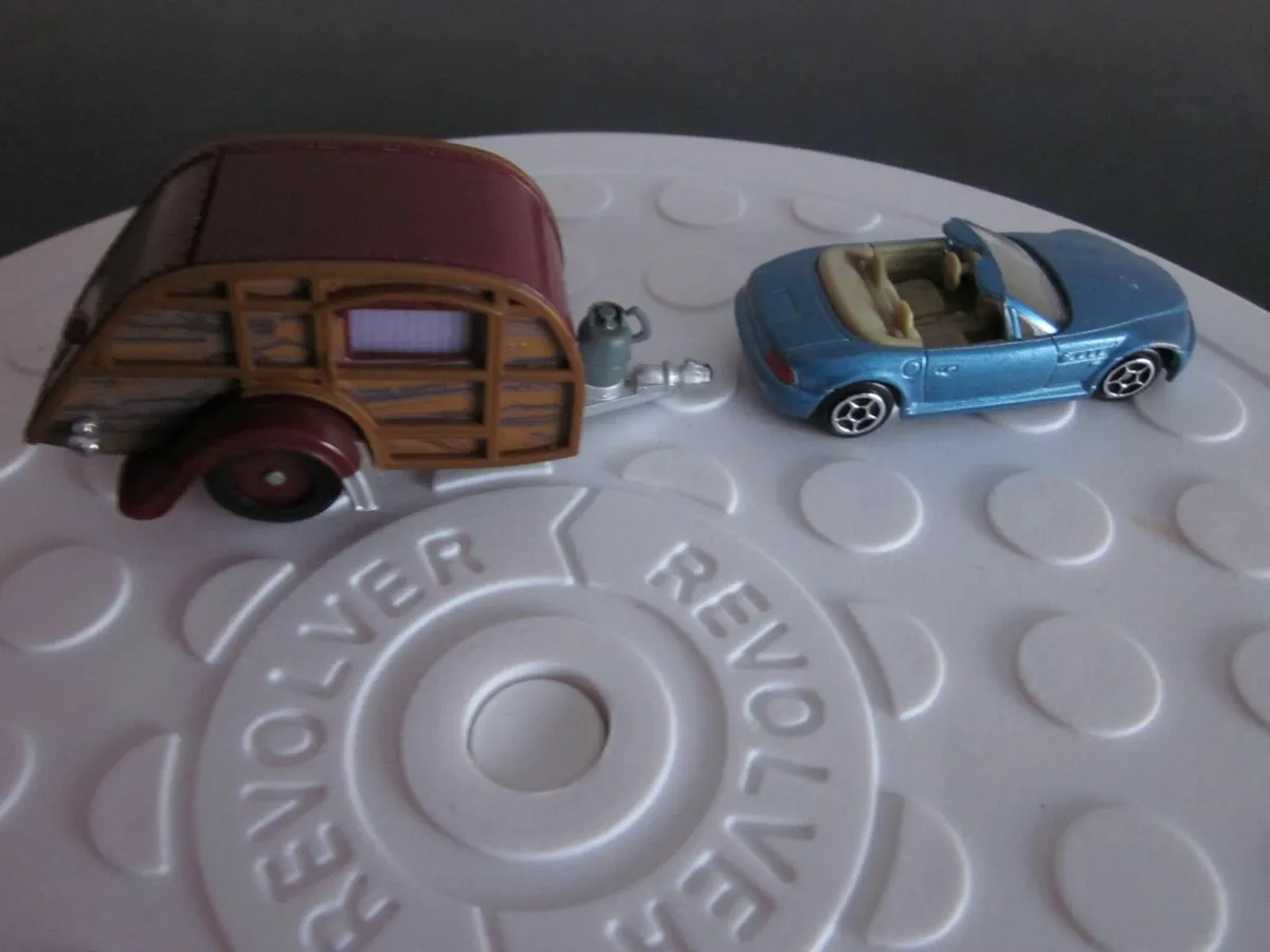 Model Diecast Car/Caravan - Image 2