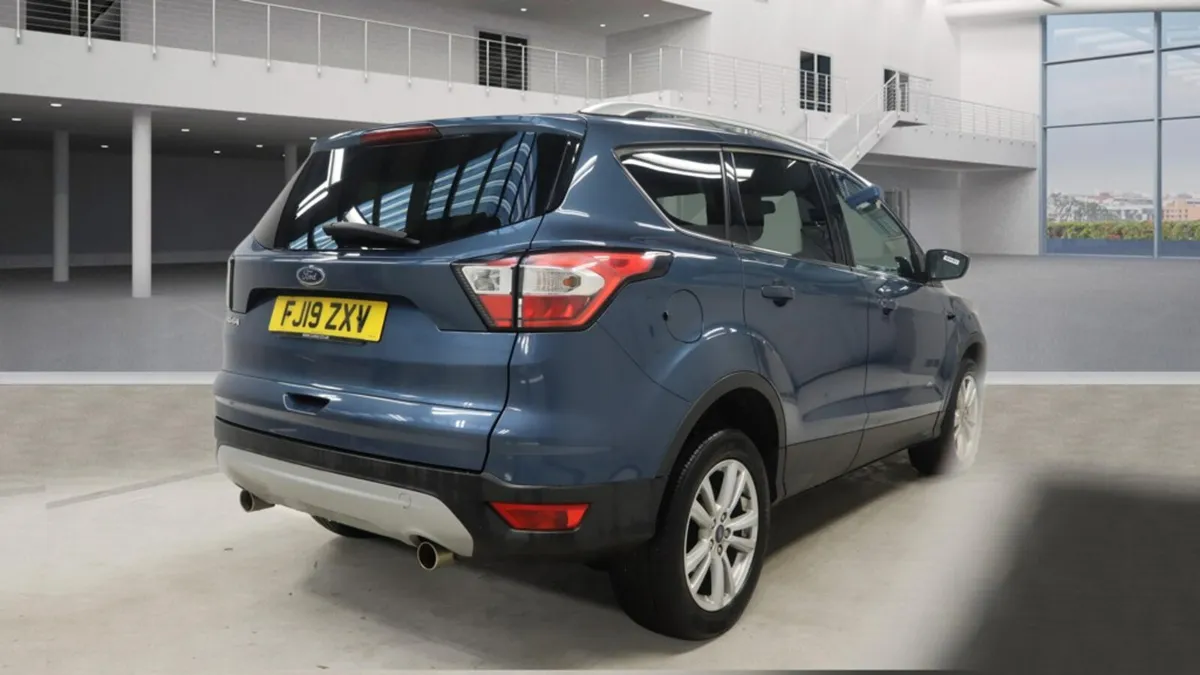 Ford Kuga Zetec 2019 - Image 4
