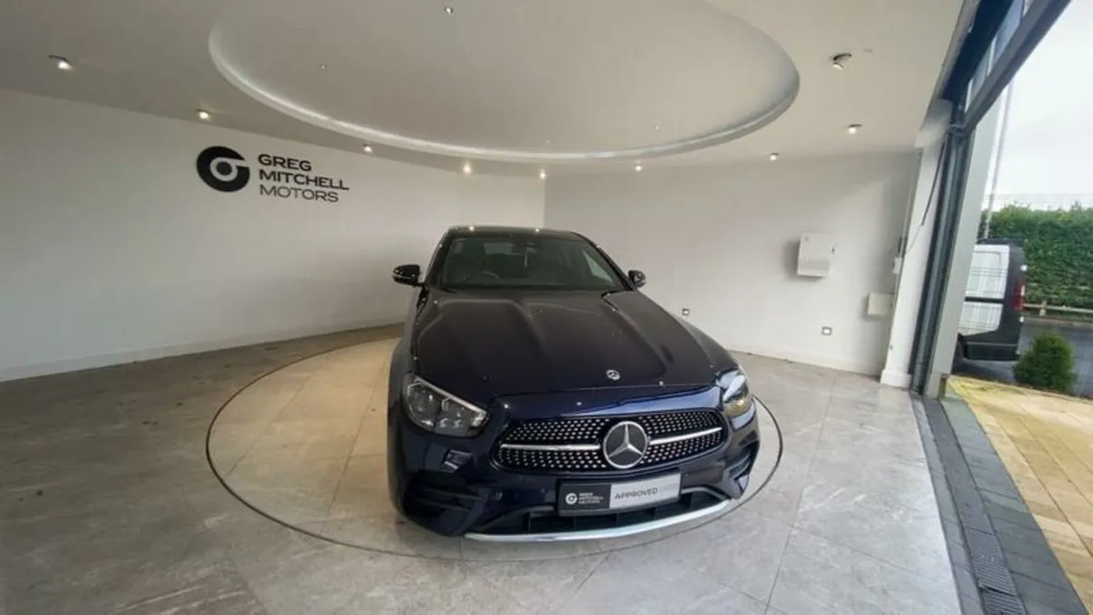 Mercedes-Benz E-Class E300de AMG Line 4dr 9G-Troni - Image 2