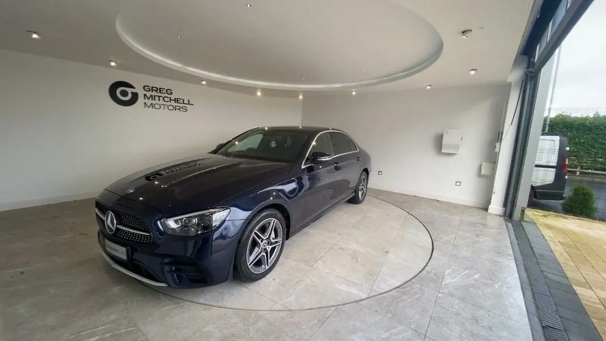 Mercedes-Benz E-Class E300de AMG Line 4dr 9G-Troni - Image 3