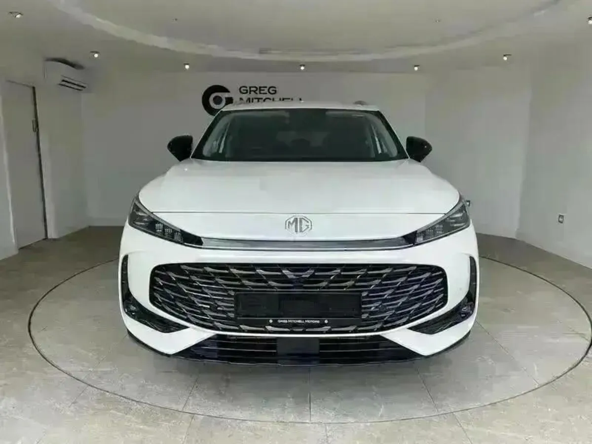 MG HS 1.5 T-GDI PHEV Trophy 5dr Auto - Image 2