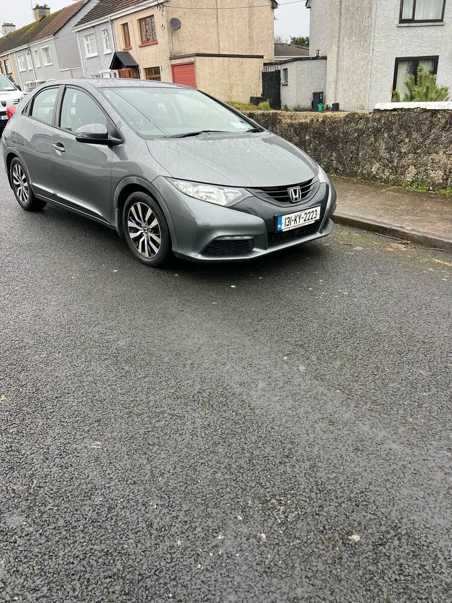 Honda Civic 1.6 Diesel 2013 - Image 2