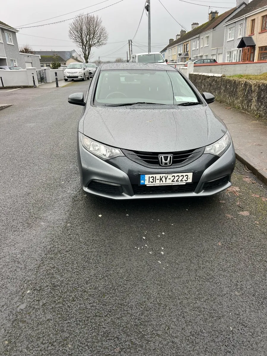 Honda Civic 1.6 Diesel 2013 - Image 3