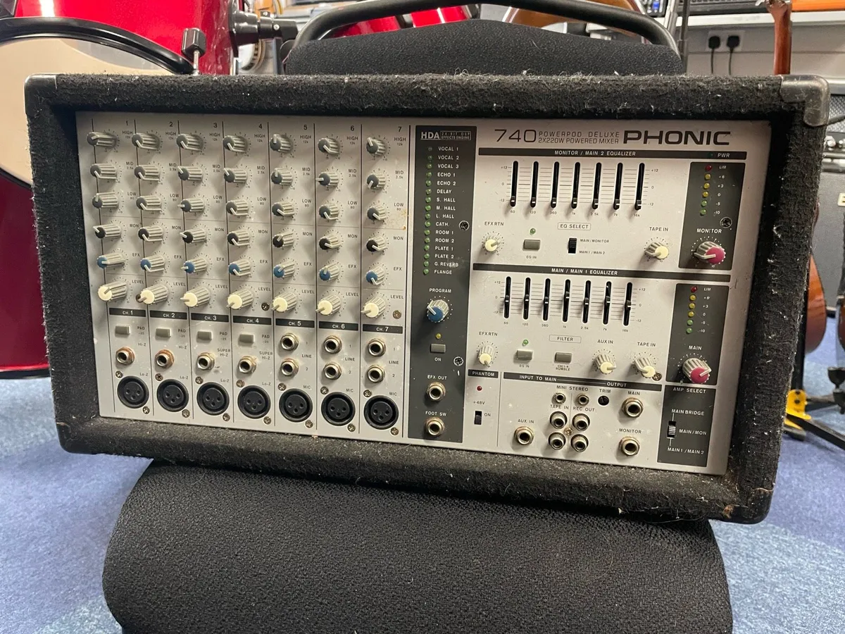 Phonic 740 Mixer - Image 1