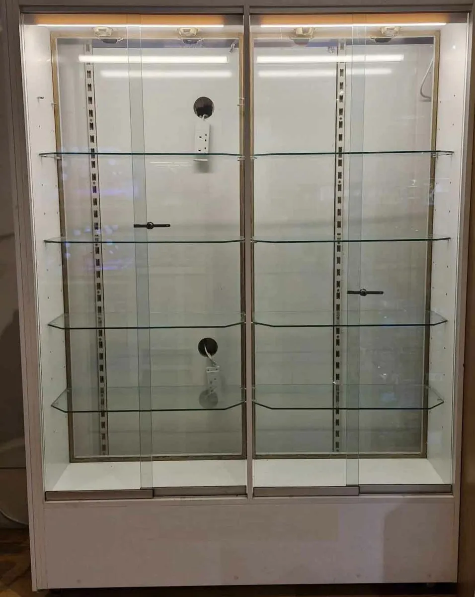 Retail Lockable Glass Display Cabinet - Image 1