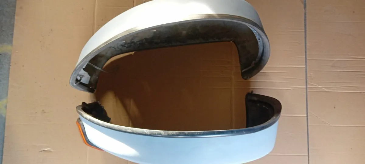 Vespa PX 125 side panels