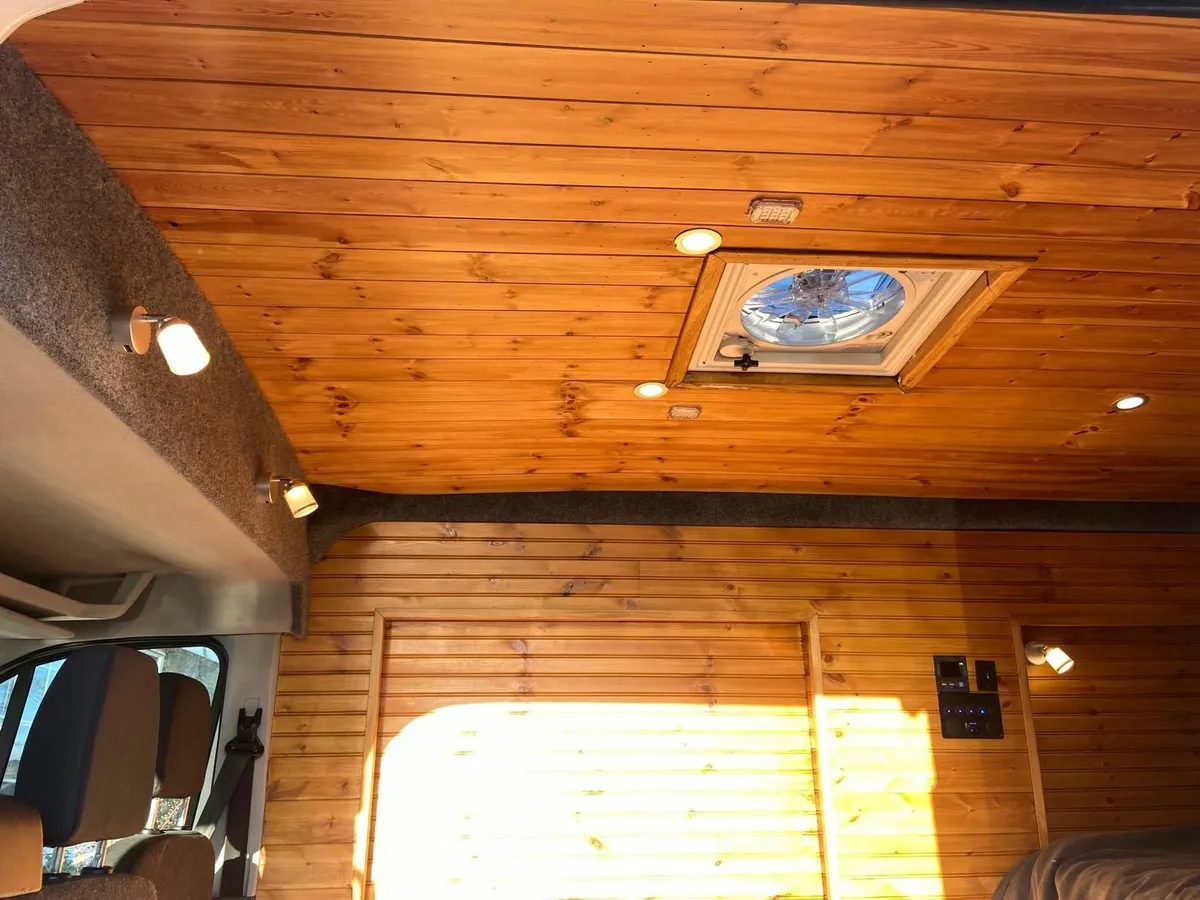 Camper Van - Image 3