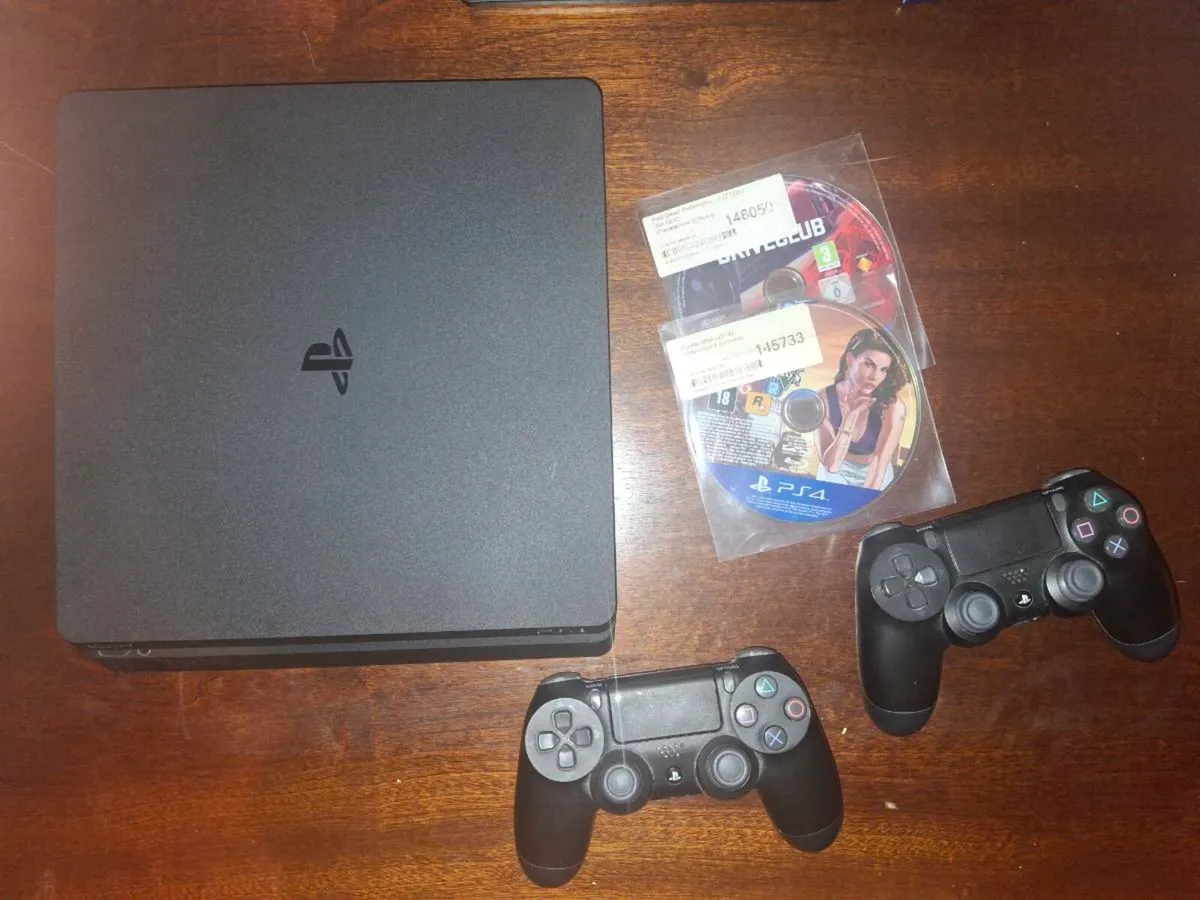 PS4 500GB SLIM - Image 1