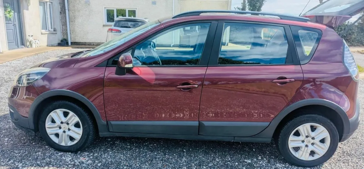 Renault Scenic 2015 - Image 1