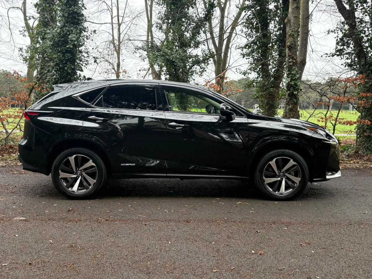 2015 Lexus NX300H premium edition *NEW NCT - Image 3