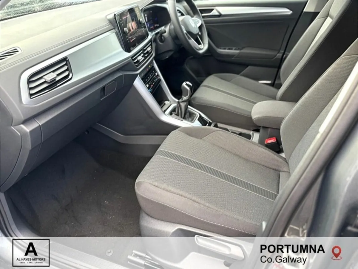 Volkswagen T-Roc EDITION 75 2.0TDI M6F 116HP - Image 4