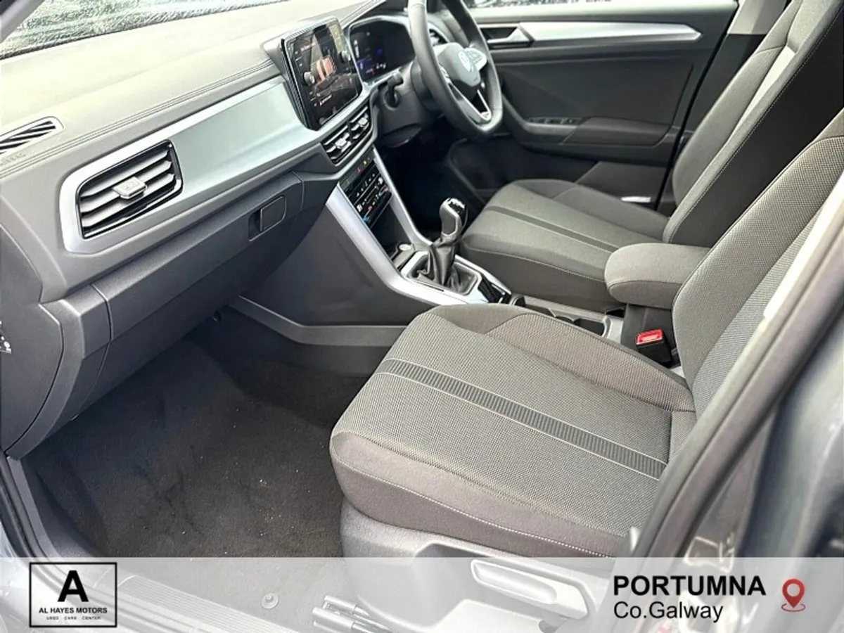 Volkswagen T-Roc EDITION 75 2.0TDI  116HP - Image 4