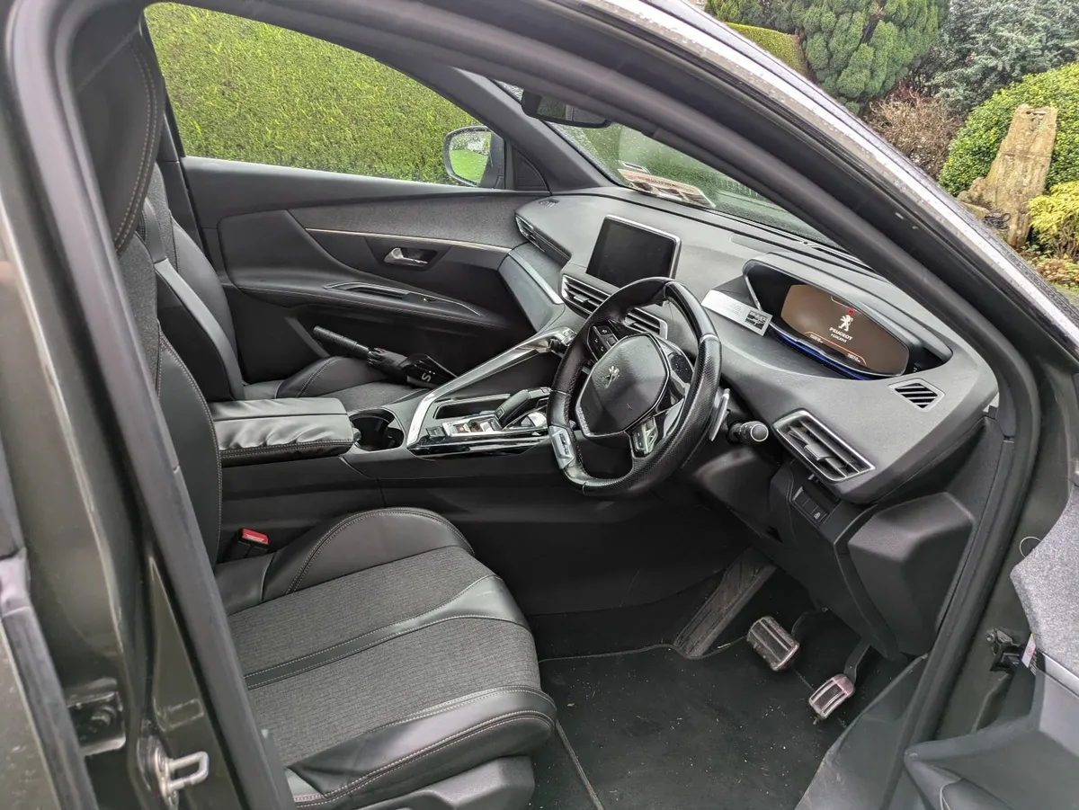 Peugeot 3008 2018 - Image 4