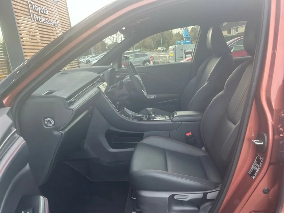 Lexus LBX 1.5 - Image 2
