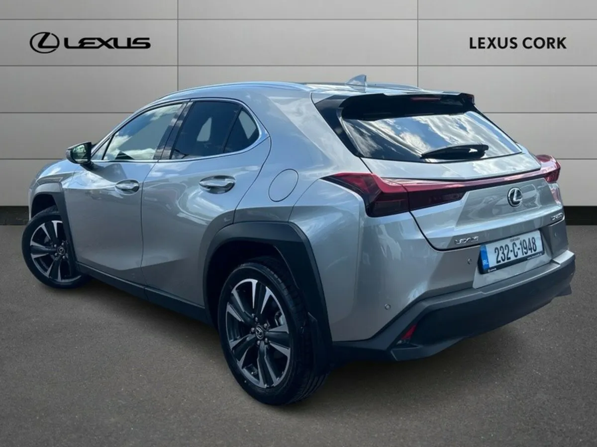 Lexus UX DYNAMIC - Image 3