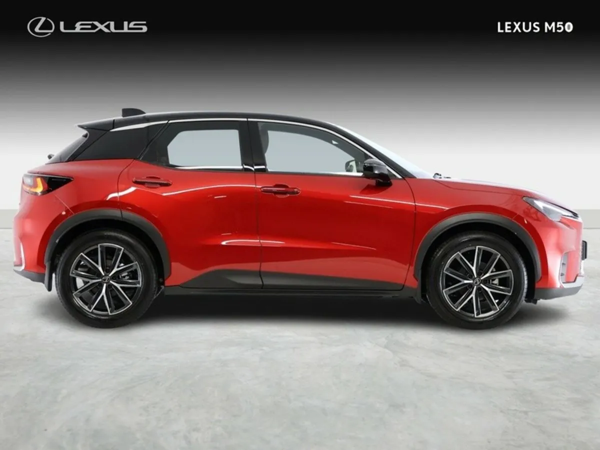 Lexus LBX Cool - Image 4