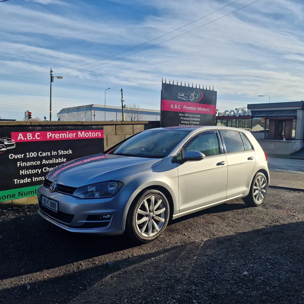 Volkswagen Golf Highline 110HP - Image 2