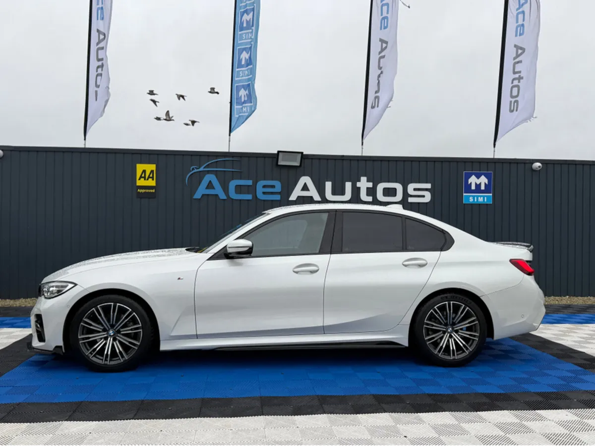BMW 3-Series M-SPORT X-DRIVE - 2.0L DIESEL - AUTO - Image 4