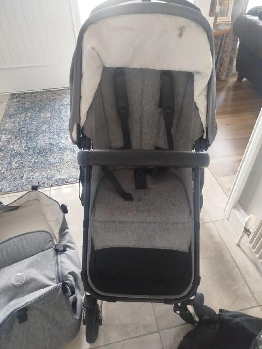 Bugaboo Cameleon Complete Set with New born car seat and toddler car seat - Image 1
