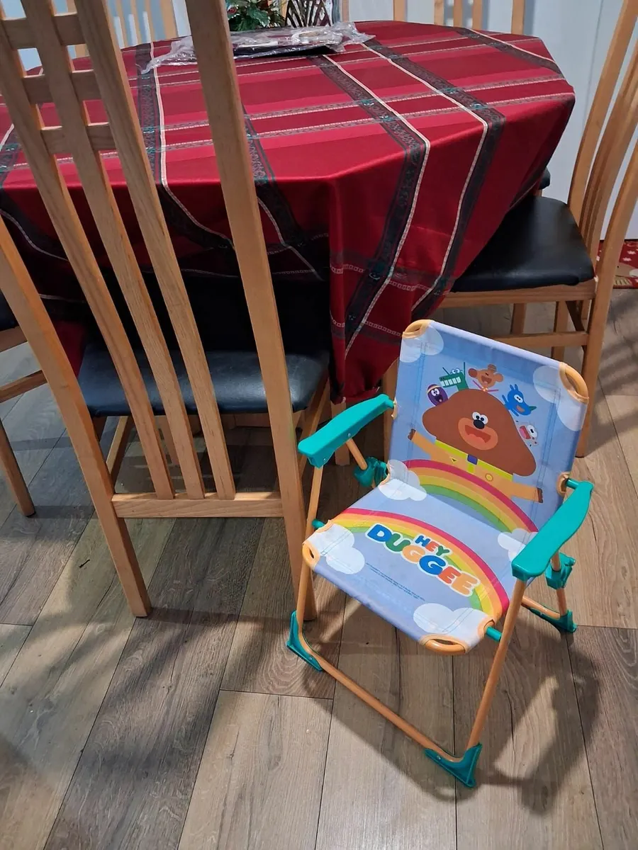 'Hey Duggee' kids chair - Image 2