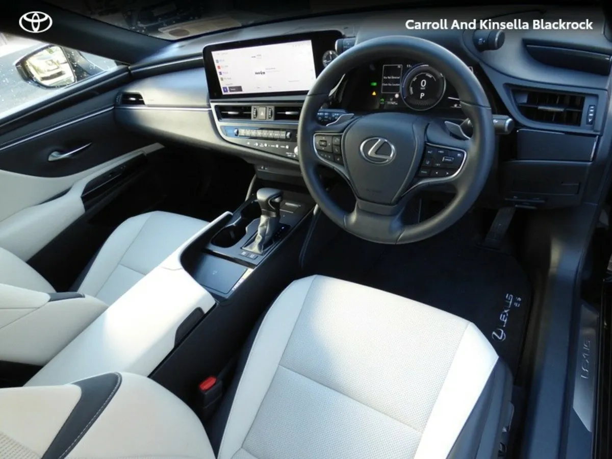 Lexus ES Hybrid Dynamic - Image 2