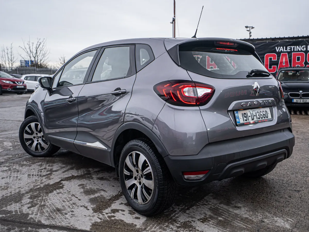 2019 Captur 1.5dci/New NCT/Irish/1yr warranty - Image 3