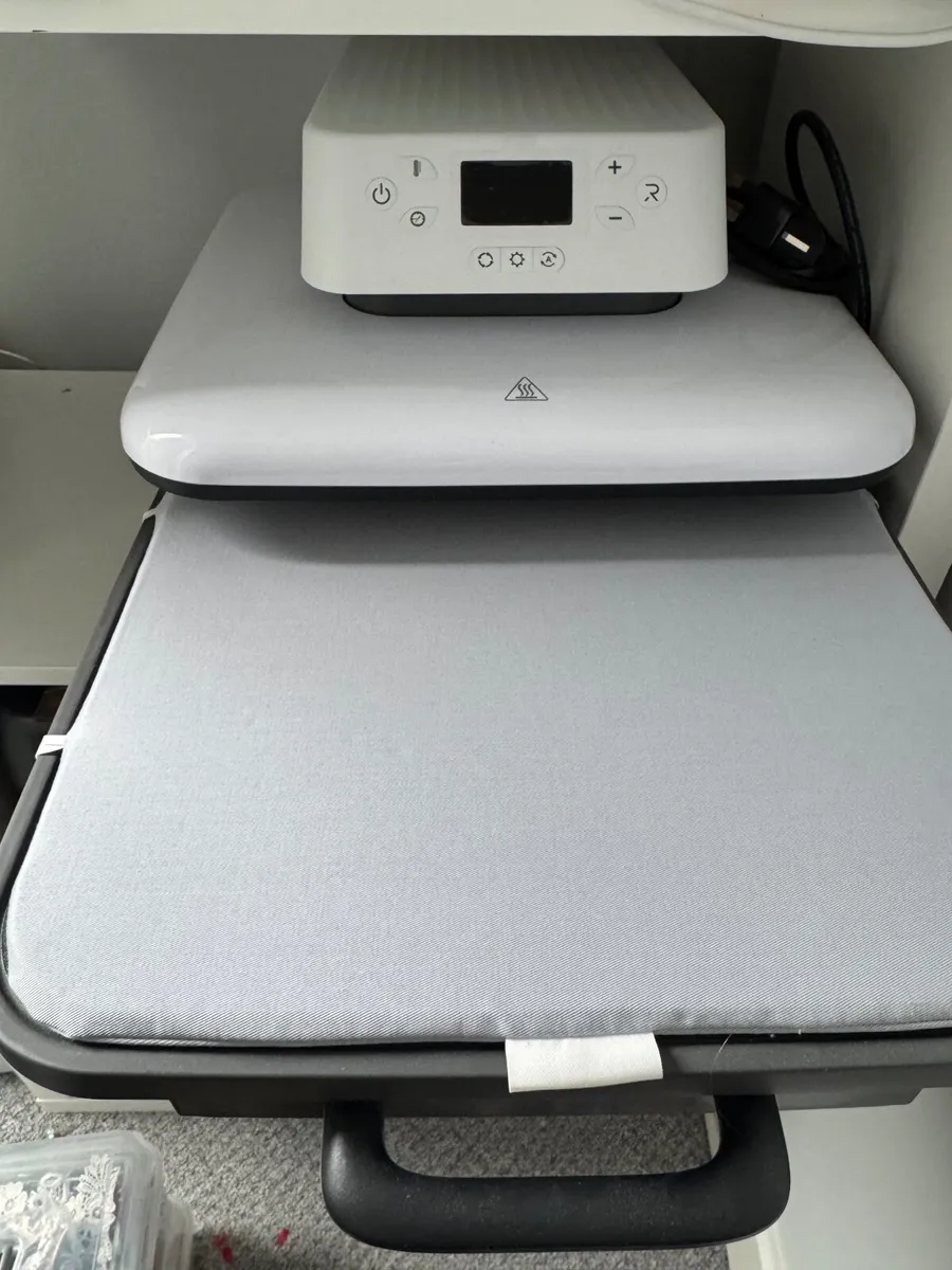 Heat press HTVRONT  **NEW** - Image 4